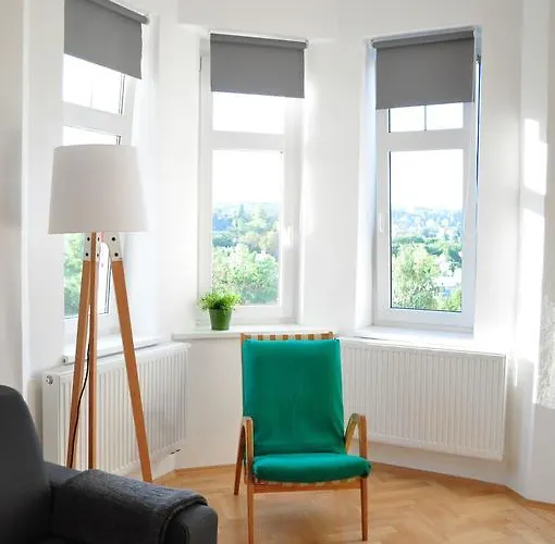 Central-modern-apartment شقة براغ