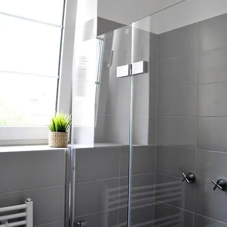 Central-modern-apartment * Praga