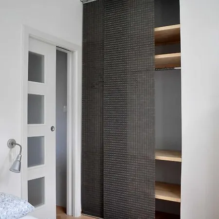 Central-modern-apartment