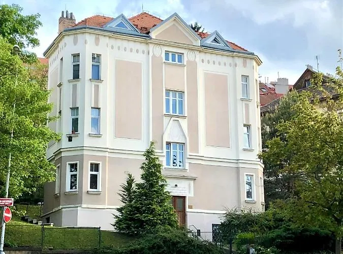 Central-modern-apartment Apartment