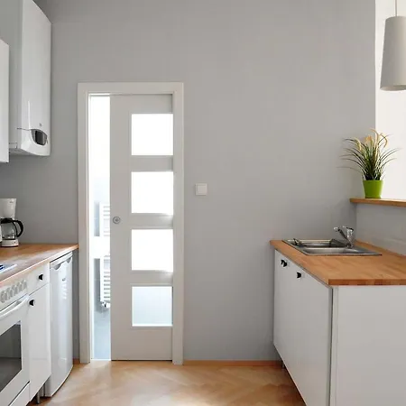 アパート Central-modern-apartment
