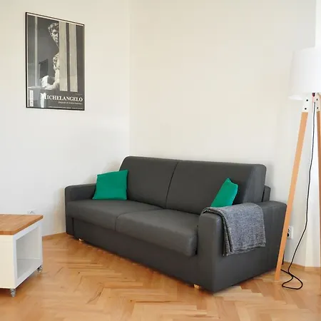 Central-modern-apartment Apartment
